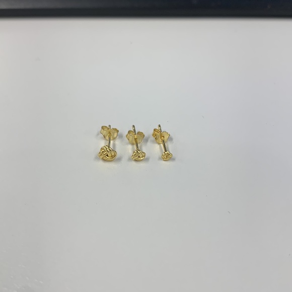 Marley and me s925 sterling silver plated gold love knot stud set- 3 pairs - Picture 4 of 4